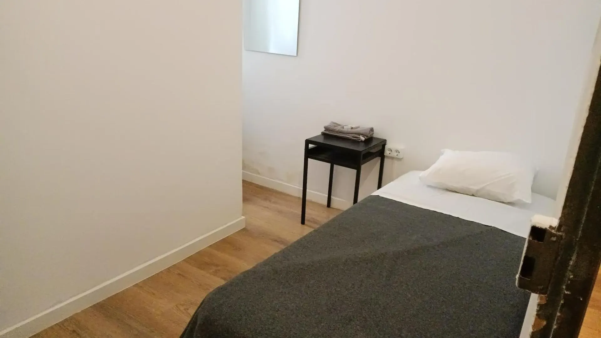 Pension Casa De Barca Barcelona Guest house