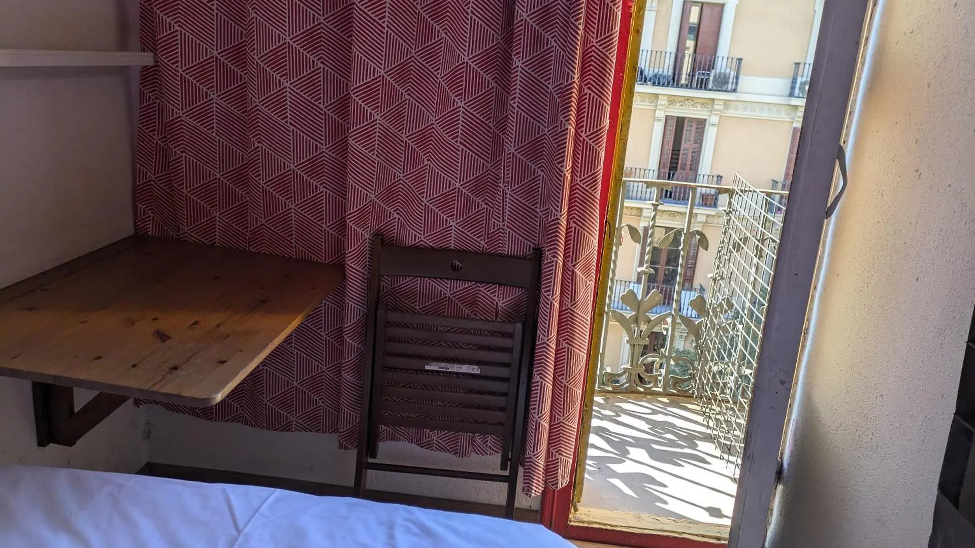 Pension Casa De Barca Барселона Гостевой дом