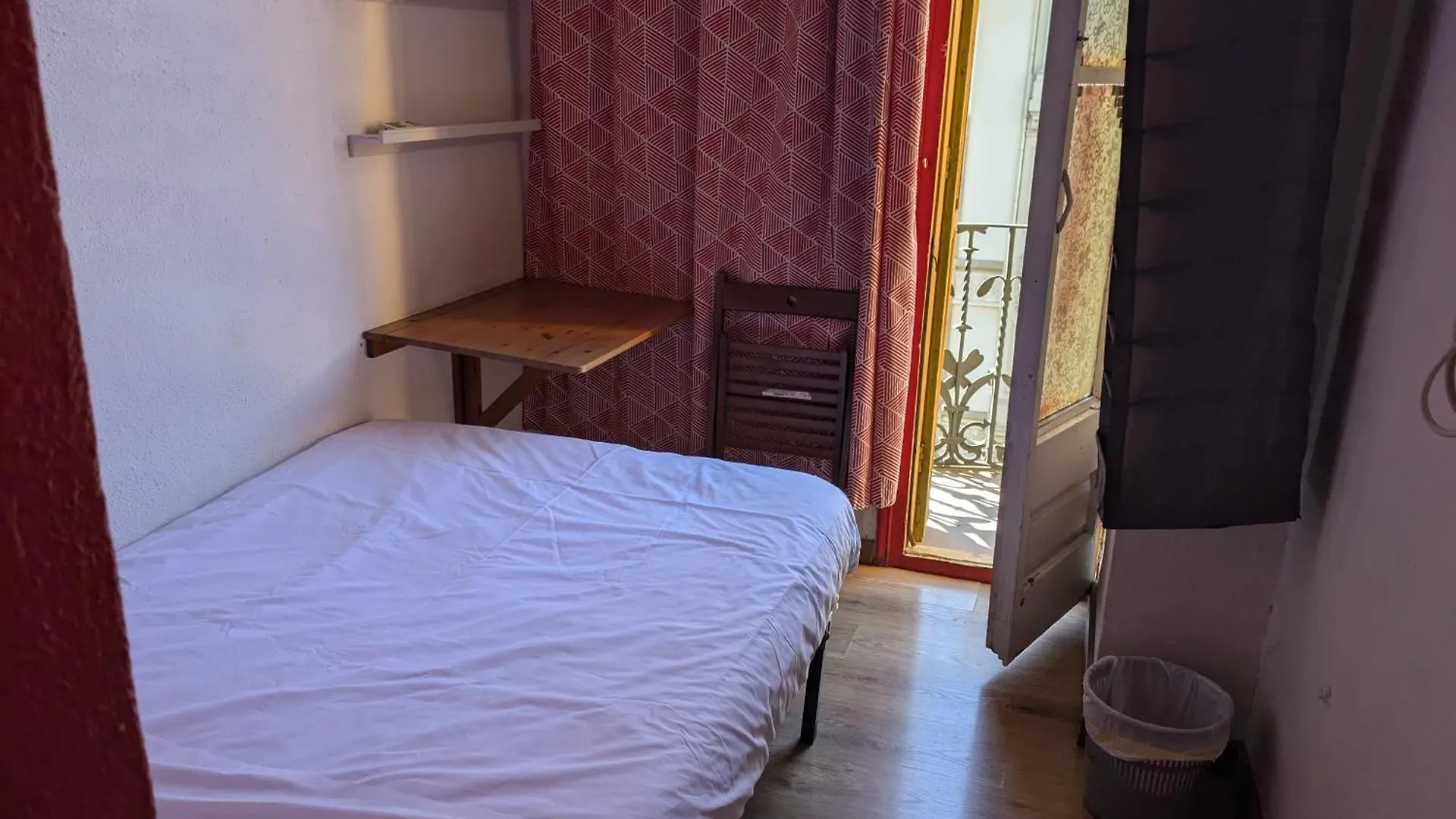 Pension Casa De Barca Барселона